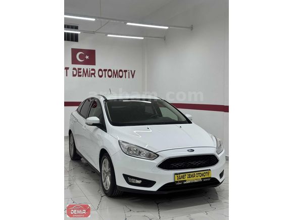 SAMET DEMİR OTOMOTİVDEN 2018 MDL HATASIZ BOYASIZ FORD FOCUS