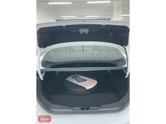 SAMET DEMİR OTOMOTİVDEN 2018 MDL HATASIZ BOYASIZ FORD FOCUS