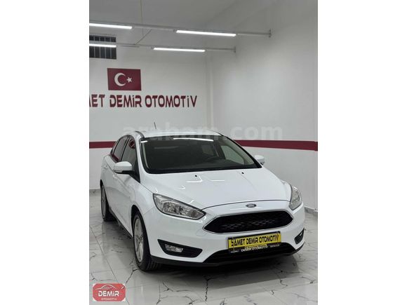 SAMET DEMİR OTOMOTİVDEN 2018 MDL HATASIZ BOYASIZ FORD FOCUS