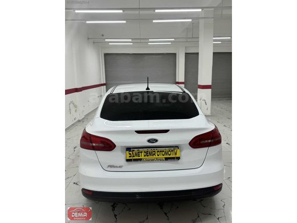 SAMET DEMİR OTOMOTİVDEN 2018 MDL HATASIZ BOYASIZ FORD FOCUS