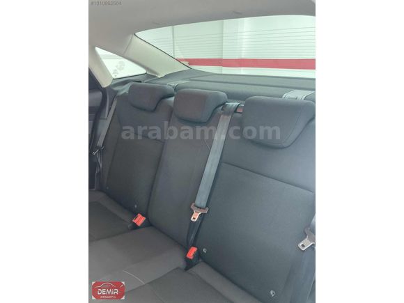 SAMET DEMİR OTOMOTİVDEN 2018 MDL HATASIZ BOYASIZ FORD FOCUS