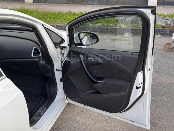 CİHAN OTOMOTİV'DEN HATASIZ OTOMATİK OPEL ASTRA