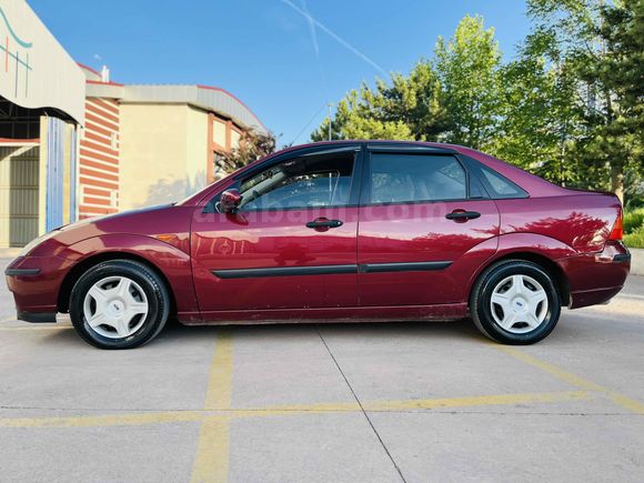 Galeriden Ford Focus 1.6 Comfort 2002 Model Kütahya
