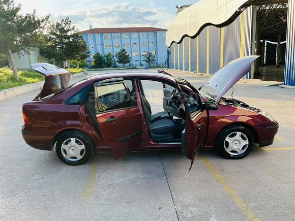 Galeriden Ford Focus 1.6 Comfort 2002 Model Kütahya