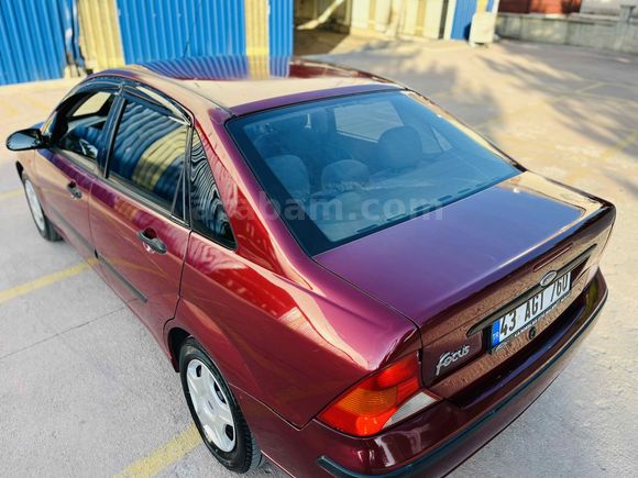 Galeriden Ford Focus 1.6 Comfort 2002 Model Kütahya