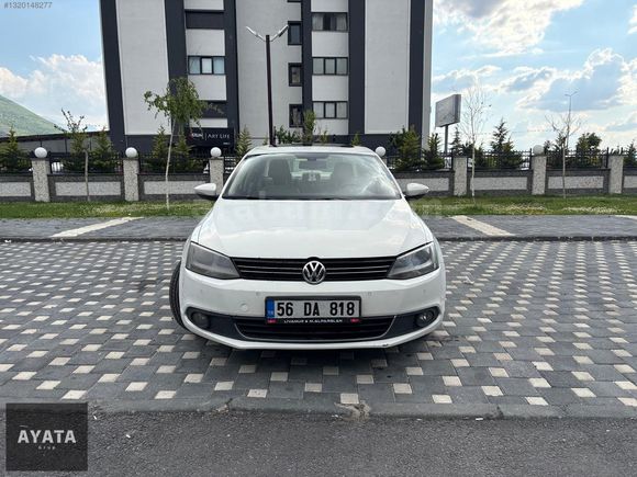 2014 ÇIKIŞLI JETTA (KREDİ KARTINA 12'AYA VARAN TAKSİT İMKANI)