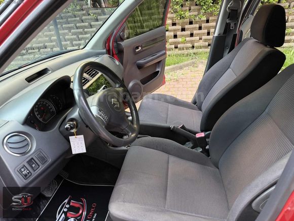 **//S.ÜNLÜ'DEN 2011/DEĞİŞENSZ/SUZUKİ SWİFT/OTOMATİK/100.000KM\\*