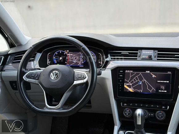 DEĞİŞENSİZ/ TRAMERSİZ/ 1.6 ELEGANCE/ PASSAT/ HATASIZ/ 140 KM