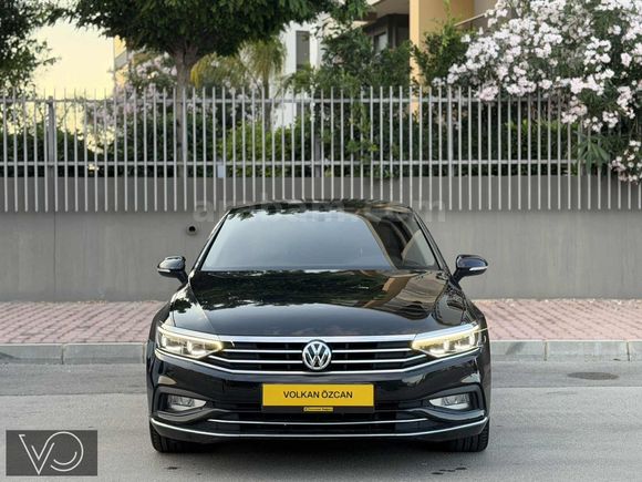 DEĞİŞENSİZ/ TRAMERSİZ/ 1.6 ELEGANCE/ PASSAT/ HATASIZ/ 140 KM
