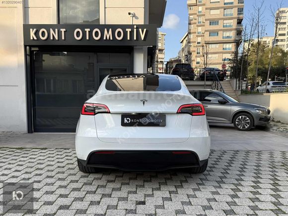 KONT 2025 TESLA MODEL Y STANDART RANGE CAM TVN/OTOPİLOT HATASIZ