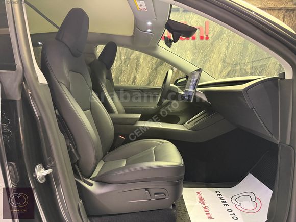 CEMRE OTO 'dan BOYASIZ YENİ 2025 TESLA MODEL Y PREMİUM