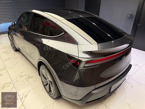 CEMRE OTO 'dan BOYASIZ YENİ 2025 TESLA MODEL Y PREMİUM