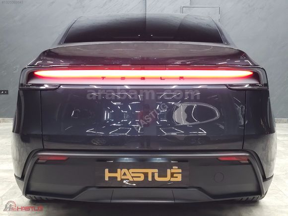 BOYASIZ DEĞİŞENSİZ TRAMERSiZ 2025 TESLA MODEL Y PREMiUM JUNiPER