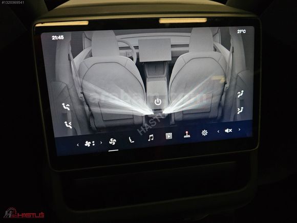 BOYASIZ DEĞİŞENSİZ TRAMERSiZ 2025 TESLA MODEL Y PREMiUM JUNiPER