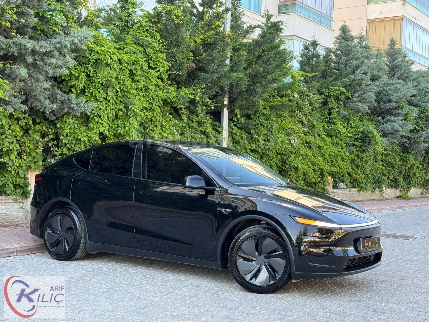 Galeriden Tesla Model Y Performance (Legacy) 2025 Model Konya 30.000 km Siyah 2