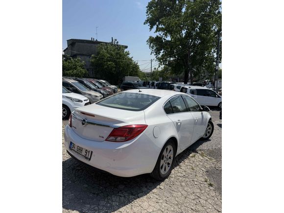 Galeriden Opel Insignia 2.0 CDTI Edition 2012 Model İstanbul