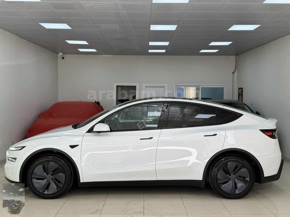 2025 JUNİPER PREMİUM OTONOM EAP CAM TAVAN ARKA EKRAN RWD HATASIZ