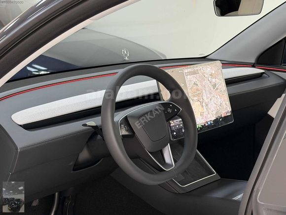 2025 JUNİPER PREMİUM CAM TAVAN ARKA EKRAN RWD HATASIZ İÇİ BEYAZ