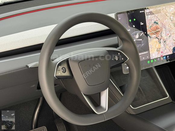 2025 JUNİPER PREMİUM CAM TAVAN ARKA EKRAN RWD HATASIZ İÇİ BEYAZ