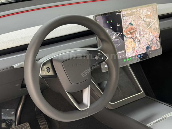 2025 JUNİPER PREMİUM CAM TAVAN ARKA EKRAN RWD HATASIZ İÇİ BEYAZ