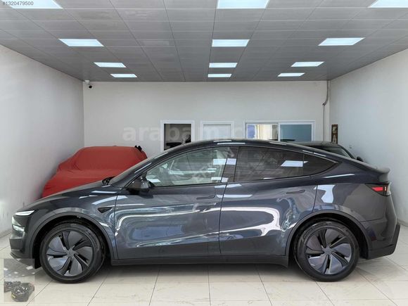 2025 JUNİPER PREMİUM CAM TAVAN ARKA EKRAN RWD HATASIZ İÇİ BEYAZ