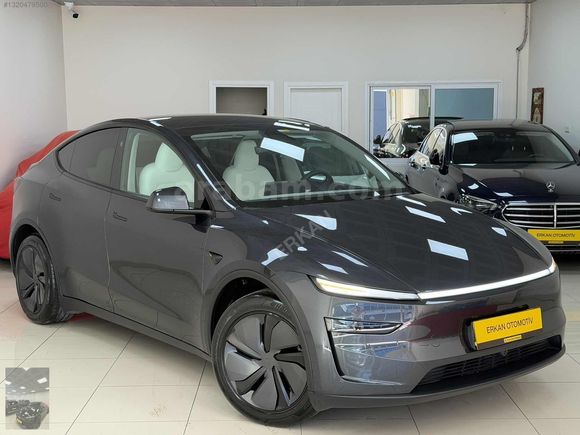 2025 JUNİPER PREMİUM CAM TAVAN ARKA EKRAN RWD HATASIZ İÇİ BEYAZ