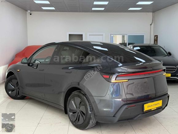 2025 JUNİPER PREMİUM CAM TAVAN ARKA EKRAN RWD HATASIZ İÇİ BEYAZ