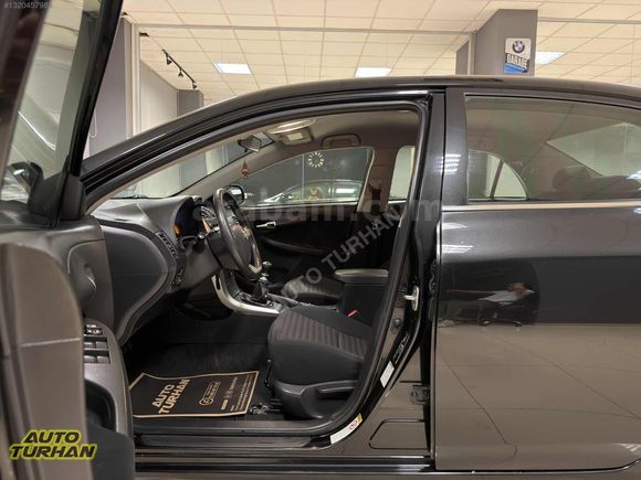 2011 - BOYASIZ - 148.000 KM - EMSALSİZ - 1.33 COROLLA