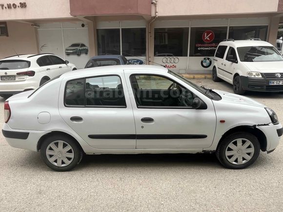 Sahibinden Renault Clio 1.4 Authentique 2003 Model 