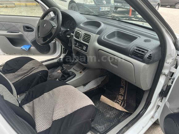 Sahibinden Renault Clio 1.4 Authentique 2003 Model 