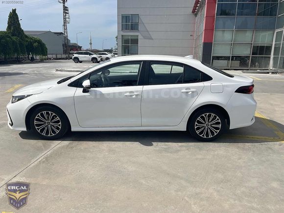 ERÇAL:2024 COROLLA VİSİON PLUS BOYASIZ 0,99 ORAN+K/K TAKSİT