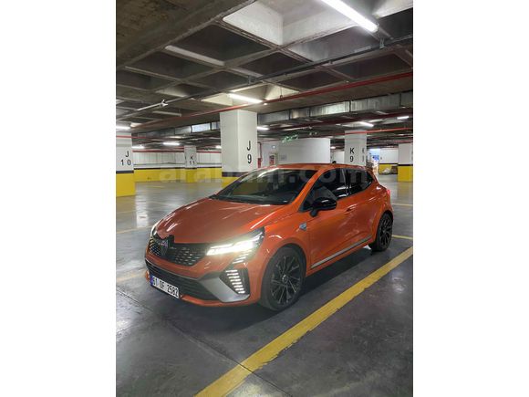 Sahibinden Renault Clio 1.0 TCe Techno Esprit Alpine 2024 Model 