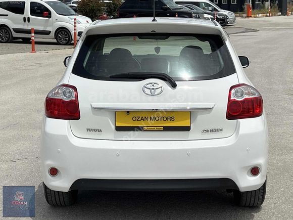 2011 AURİS COMFORT EXTRA 1.4 D4D