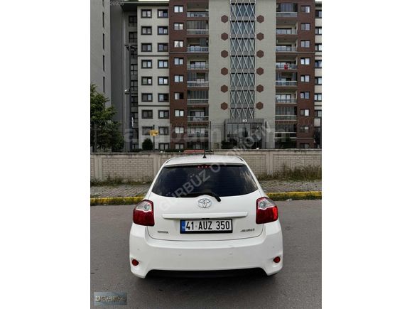 2011 1.4D AURİS/ COMFORT EKSTRA FULL BAKIMLI 1,5 PARÇA BOYA