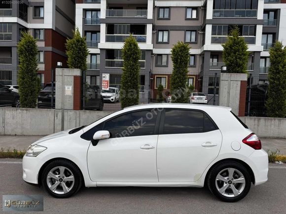 2011 1.4D AURİS/ COMFORT EKSTRA FULL BAKIMLI 1,5 PARÇA BOYA