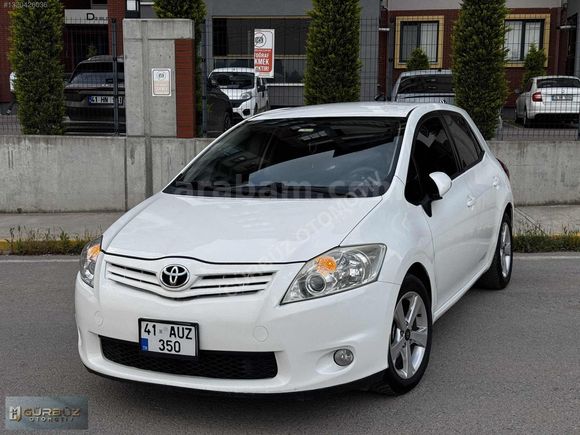 2011 1.4D AURİS/ COMFORT EKSTRA FULL BAKIMLI 1,5 PARÇA BOYA