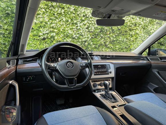 VW PASSAT 1.6 TDI BLUEMOTION COMFORTLINE