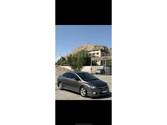 Sahibinden Honda Civic 1.6i VTEC Premium 2007 Model