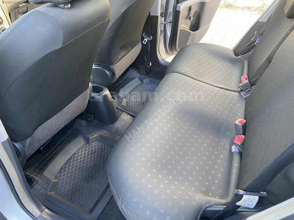 Benzinli Yaris manuel Takas olur