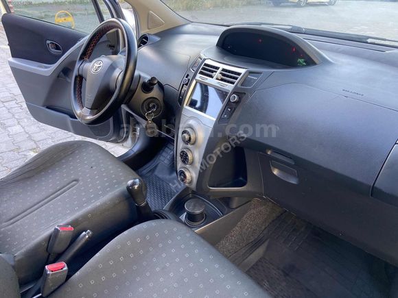 Benzinli Yaris manuel Takas olur