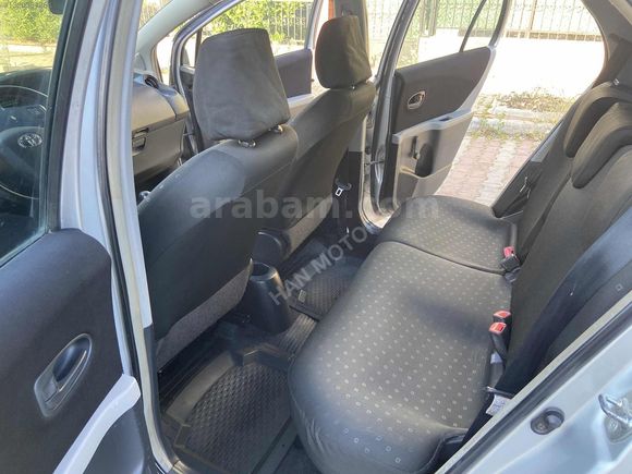 Benzinli Yaris manuel Takas olur