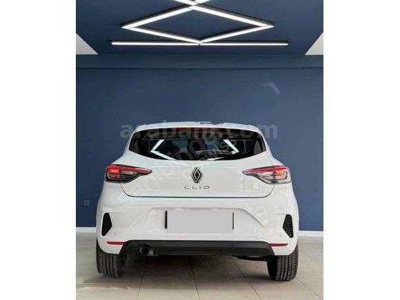 Sahibinden Renault Clio 1.0 TCe Evolution 2025 Model 