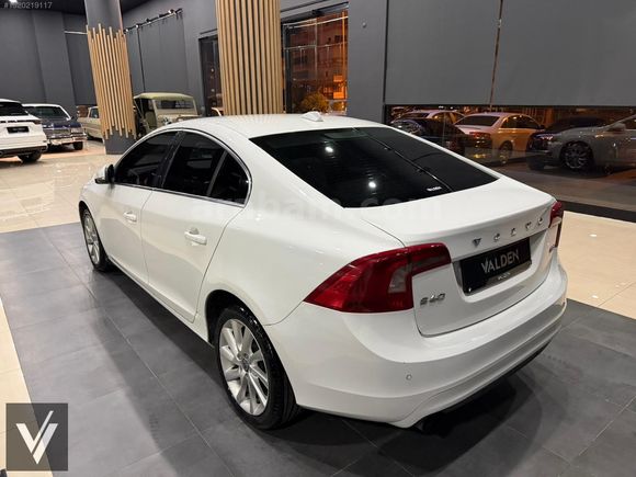 - VALDEN - VOLVO S60 1.6D ADVANCE TRAMERSİZ DEĞİŞENSİZ DİZEL