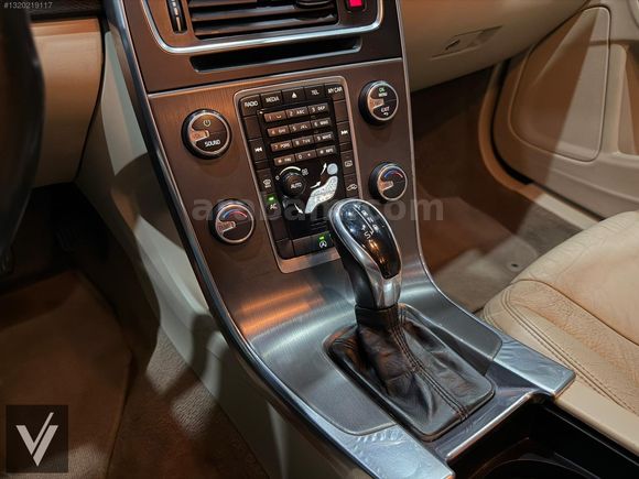 - VALDEN - VOLVO S60 1.6D ADVANCE TRAMERSİZ DEĞİŞENSİZ DİZEL