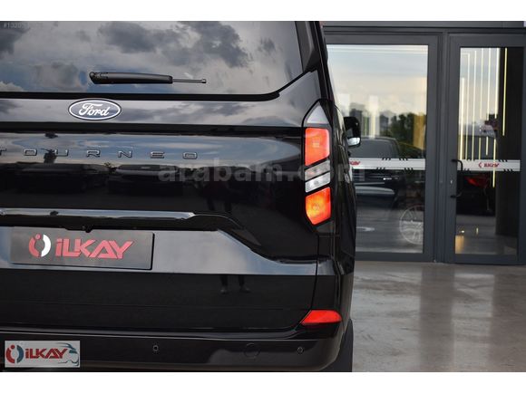 İLKAY'DAN 2025 FORD TOURNEO CUSTOM TİTANYUM PLUS HATASIZ