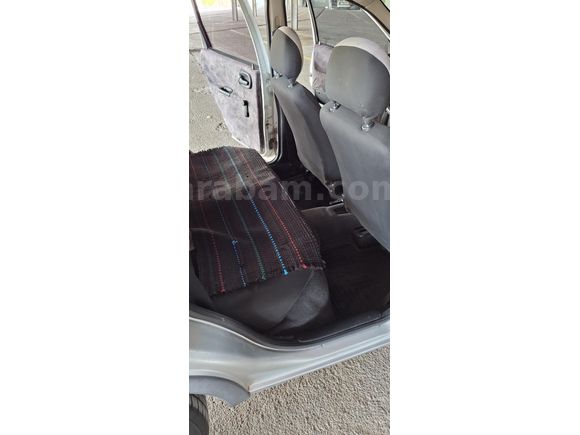 Sahibinden Temiz Opel Corsa 2000 model 1.4 GLS