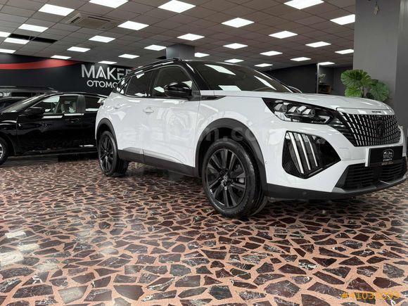MAKER OTO'DAN 2025 MODEL PEUGEOT 2008 1.2 PURETECH GT EAT8