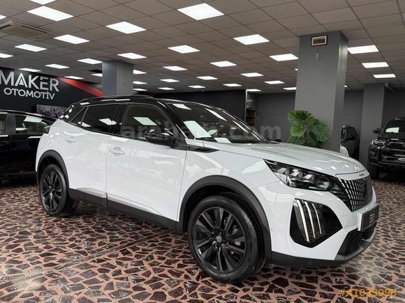 MAKER OTO'DAN 2025 MODEL PEUGEOT 2008 1.2 PURETECH GT EAT8