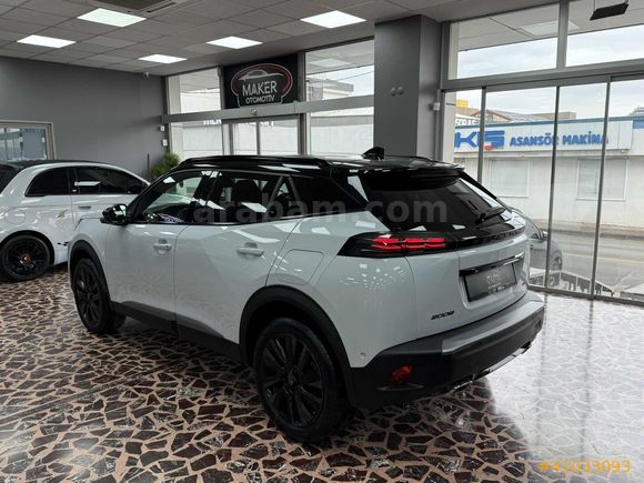 MAKER OTO'DAN 2025 MODEL PEUGEOT 2008 1.2 PURETECH GT EAT8