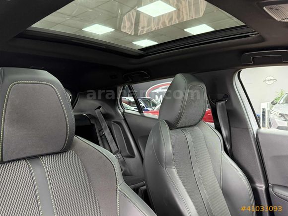 MAKER OTO'DAN 2025 MODEL PEUGEOT 2008 1.2 PURETECH GT EAT8
